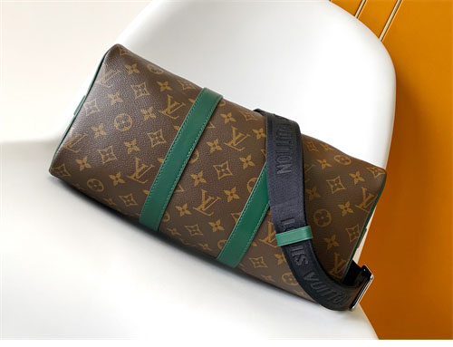 루이비통 마카사 모노그램 반둘리에 키폴 35 M12765/M12765