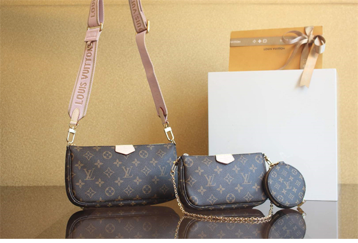 루이비통 멀티 포쉐트 악세수아 모노그램 M44840