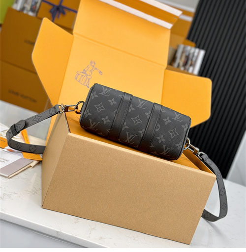 루이비통 키폴 XS 이클립스 미니 크로스백 M45947