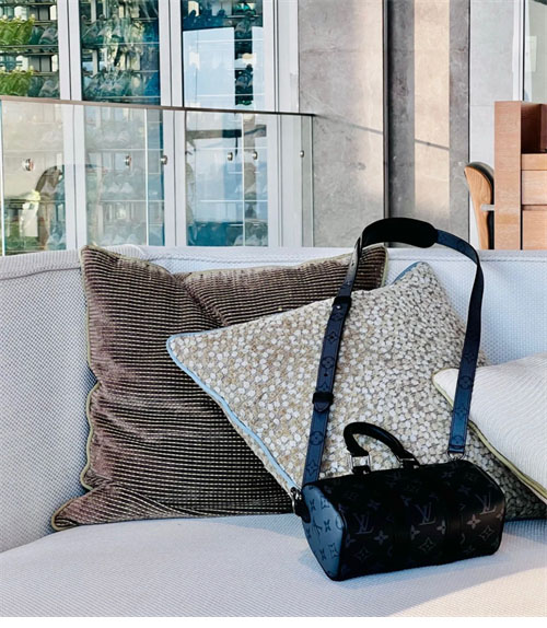 루이비통 키폴 XS 이클립스 미니 크로스백 M45947