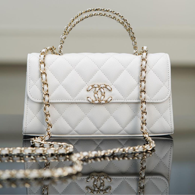샤넬 25s 캘리 탑핸들 체인 핸드 백 화이트