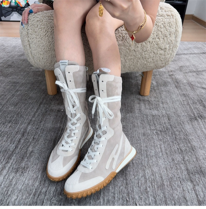 에르메스 스웨이드 레이스업 스니커즈