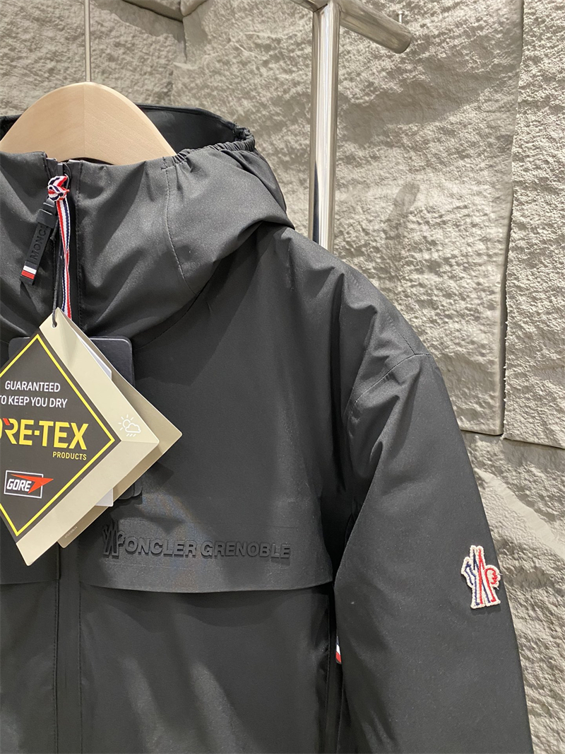 몽클레어 그레노블 쉽톤 윈드브레이커 후드 블랙