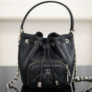 샤넬 25B 체인 미니 버킷백 캐비어