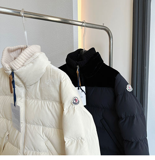 몽클레어 아우프리크 Auffrique 숏 다운 패딩 자켓