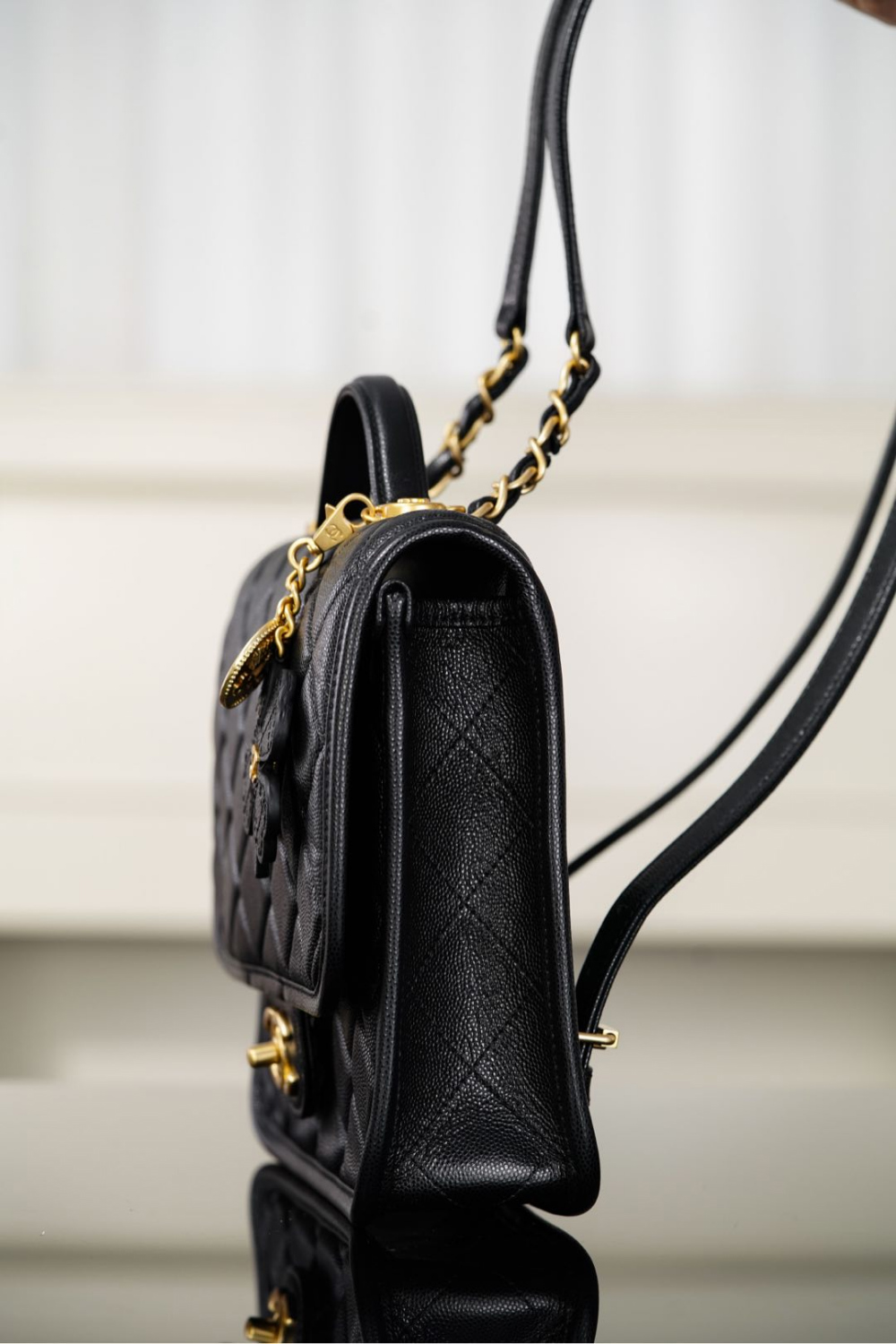 샤넬 Small Backpack Caviar