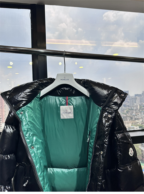 몽클레어 하노베리안 Hanoverian 롱 다운 패딩 자켓