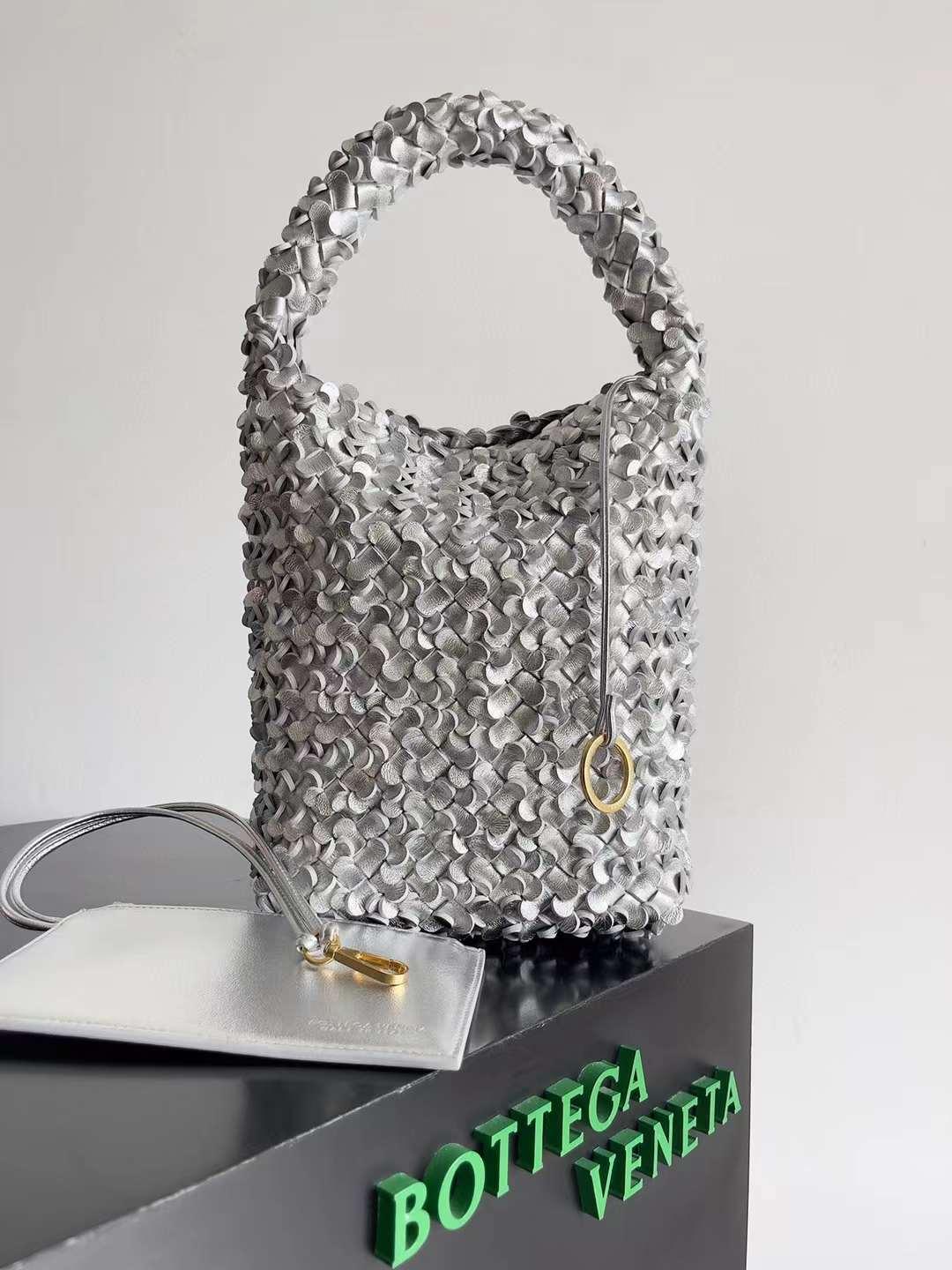 보테가 베네타 Cabat Bucket Sequins