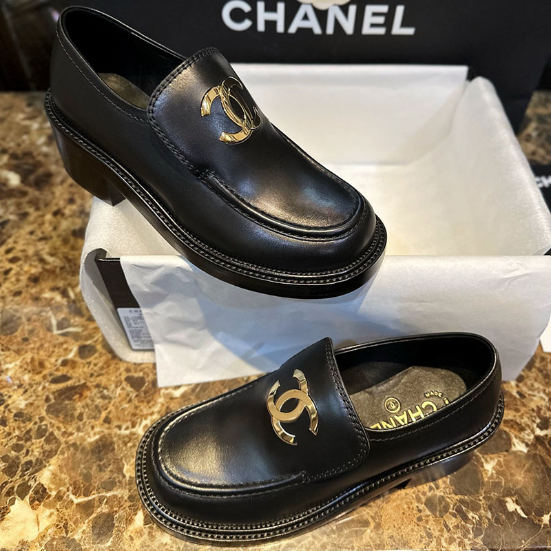 샤넬 22k CC 로고 로퍼 （터보）