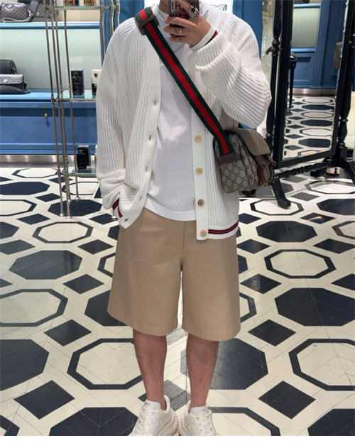 구찌 웹자카드 로고 가디건