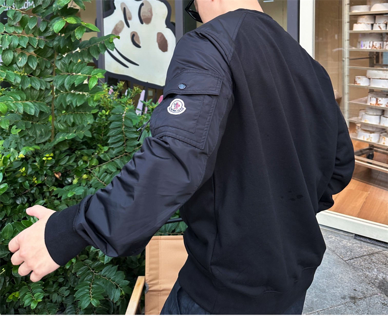 몽클레어 코튼 블렌드 스웨트셔츠 맨투맨