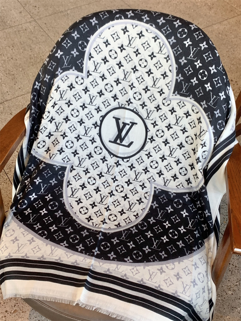 루이비통 모노그램 체크 캐시미어 스카프 화이트 블랙