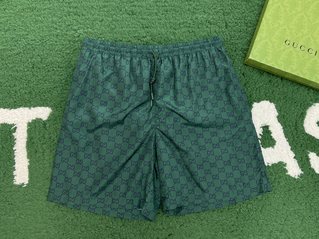 구찌 그린 GG 로고 프린트 나일론 스윔 쇼츠