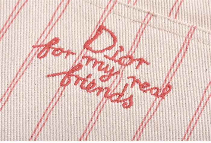 디올 x 힐튼 넬 Real Friends 스트라이프 숏 팬츠