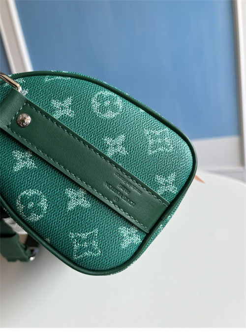 루이비통 반둘리에 25 키폴 헤리티지 모노그램 M12684