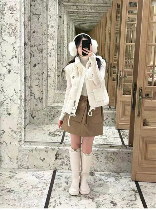 몽클레어 아르크 Arques 다운 패딩 베스트