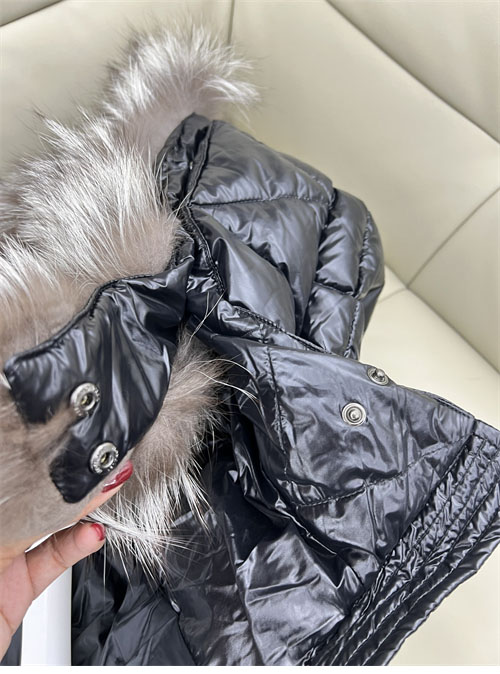 몽클레어 아프로티 Aphroti 다운 패딩 자켓