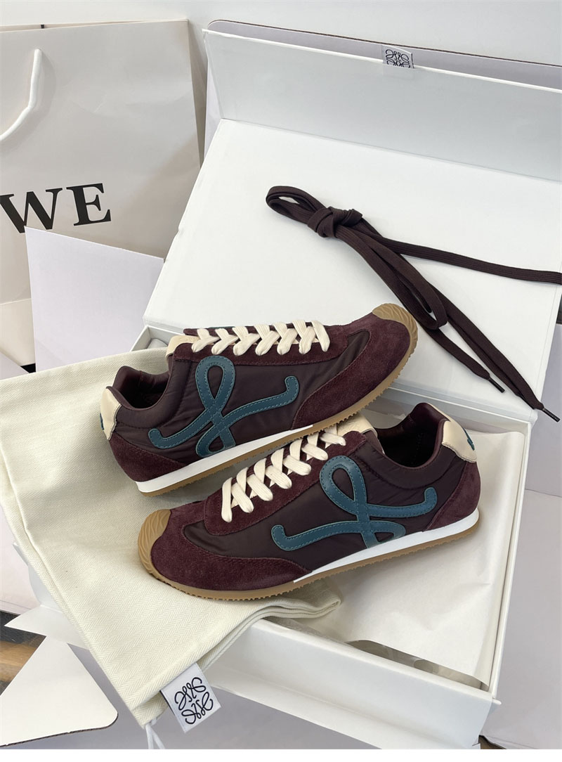 로에베 발레 러너 2.0 스니커즈