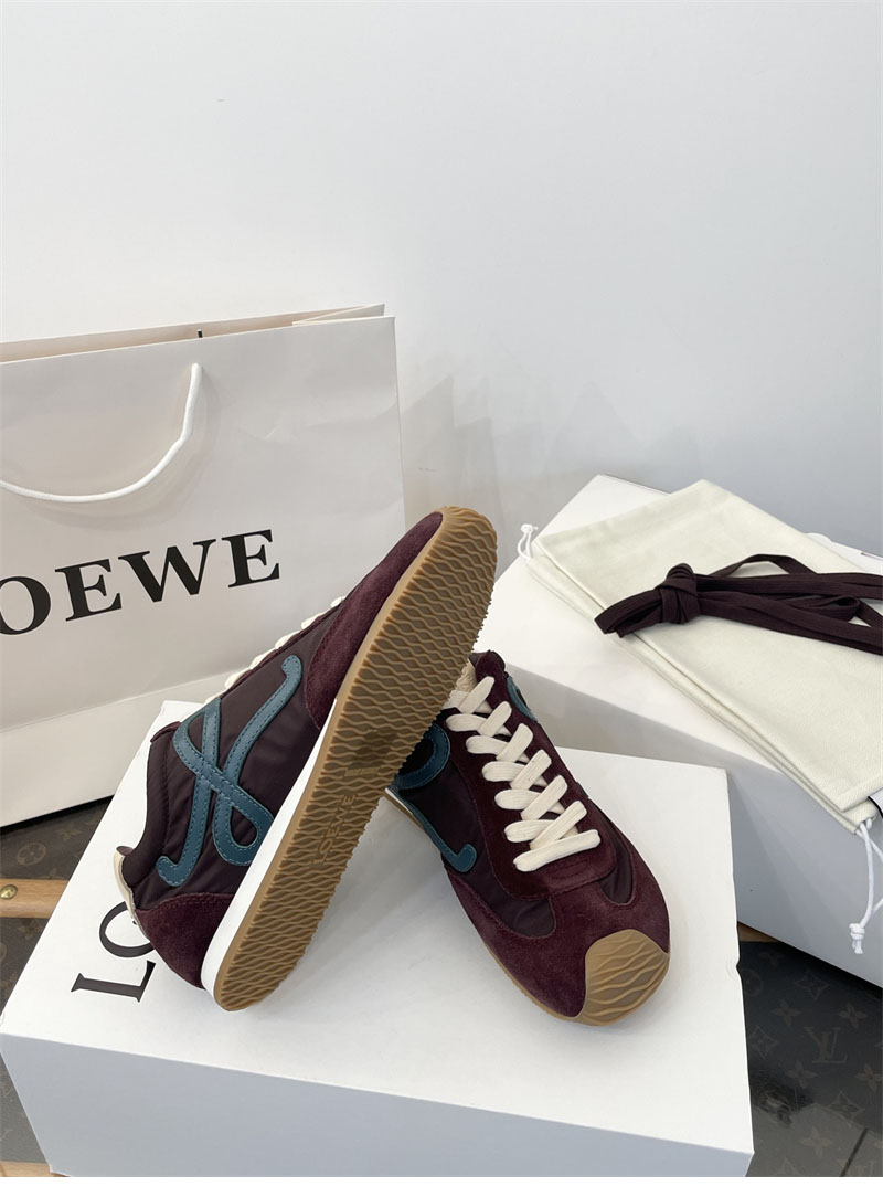 로에베 발레 러너 2.0 스니커즈