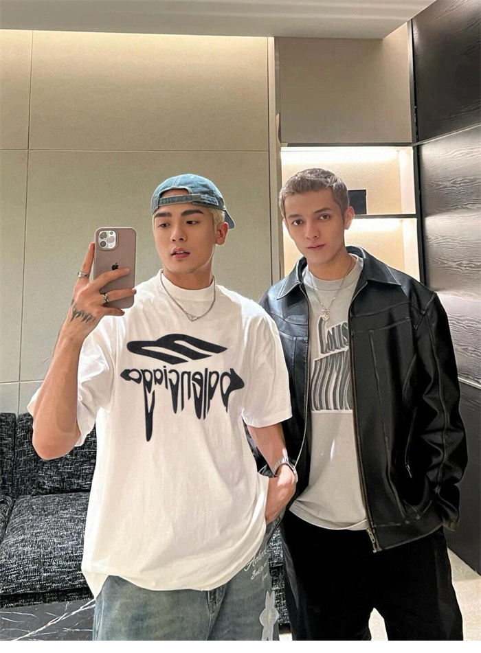 발렌시아가 3B 리퀴파이드 오버사이즈 반팔 티셔츠