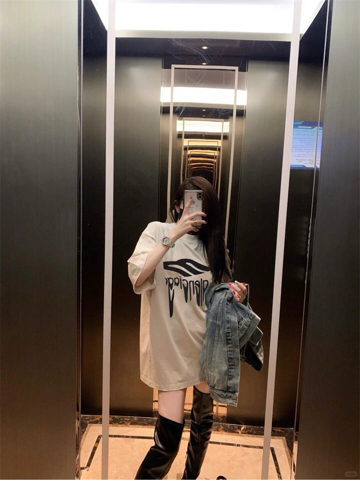 발렌시아가 3B 리퀴파이드 오버사이즈 반팔 티셔츠