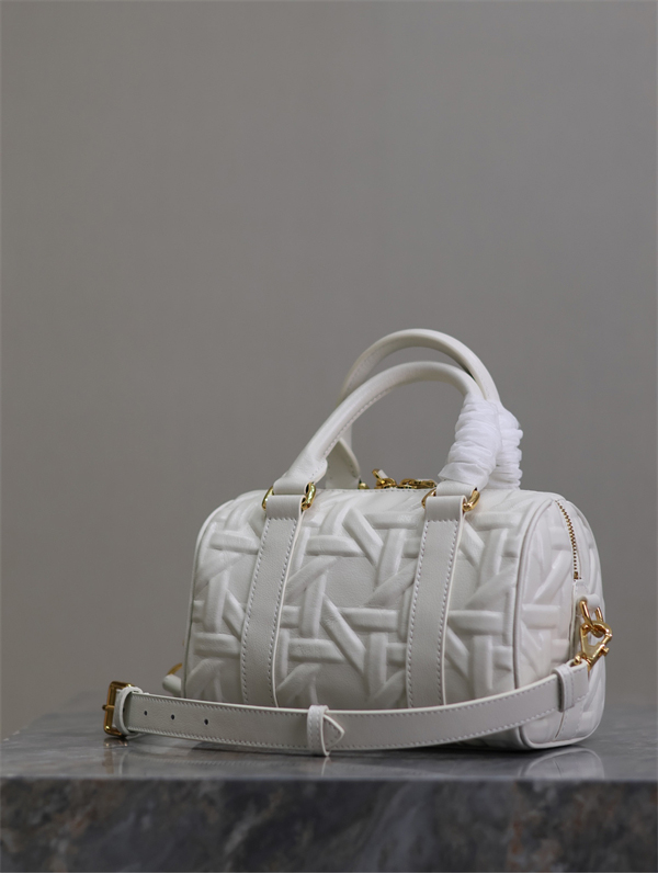 디올 그루브 20 백 화이트 그래픽 까나쥬