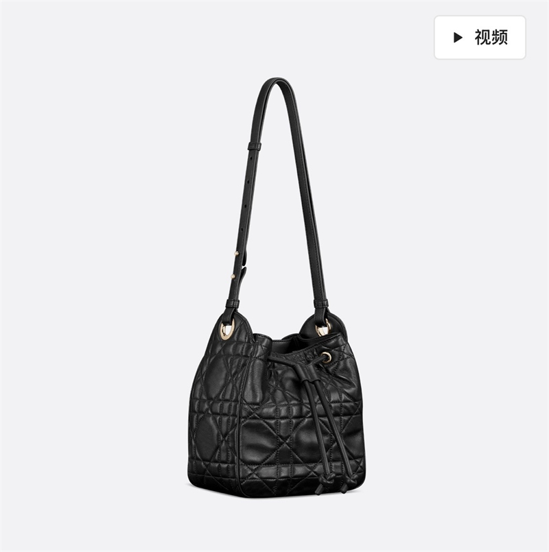 디올 D-Major 스몰 백 블랙 매크로 까나쥬 램스킨