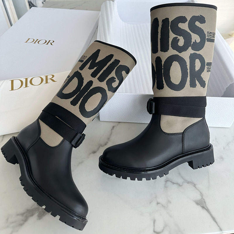 디올 D-Major 앵클 부츠