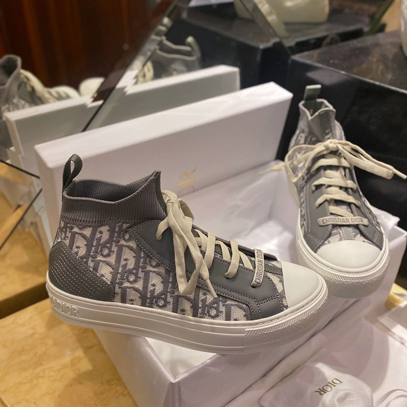 디올 오블리크 워크 앤 디올 하이탑 스니커즈