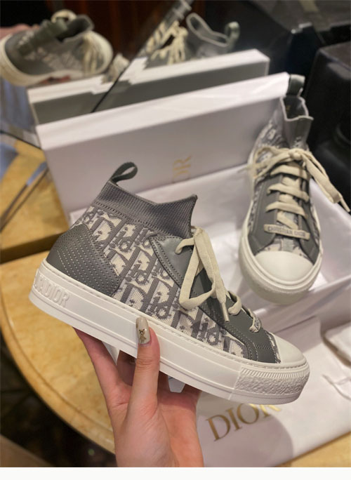 디올 오블리크 워크 앤 디올 하이탑 스니커즈