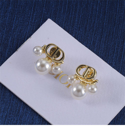 디올 쁘띠 Petit CD 귀걸이