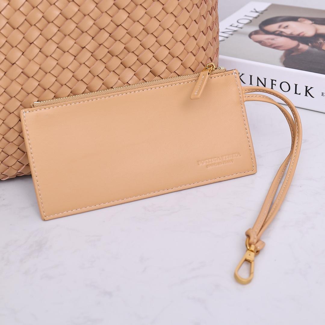 보테가 베네타 Cava Medium