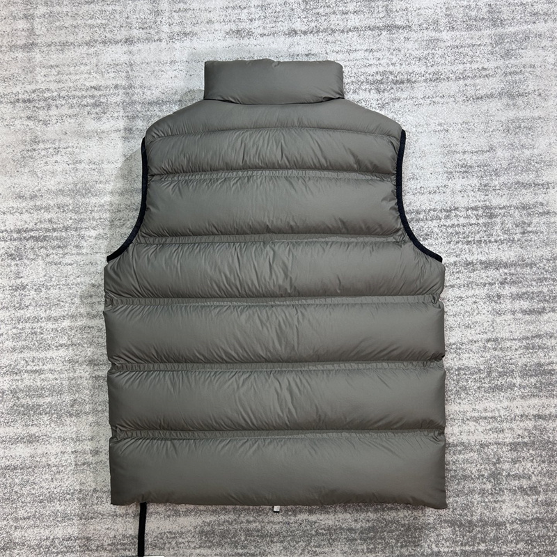 몽클레어 Matt 매트 다운 패딩 베스트 조끼