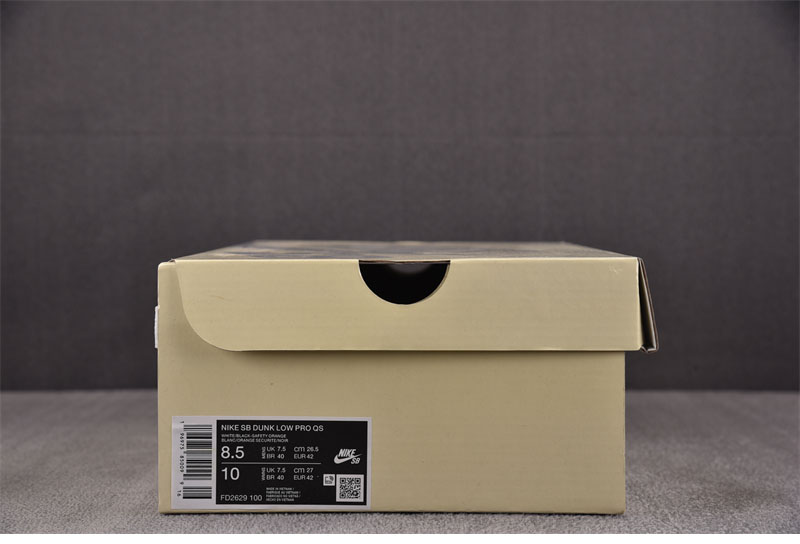 나이키 x 타이트부스 SB 덩크 로우 프로 블랙 화이트 FD2629-100