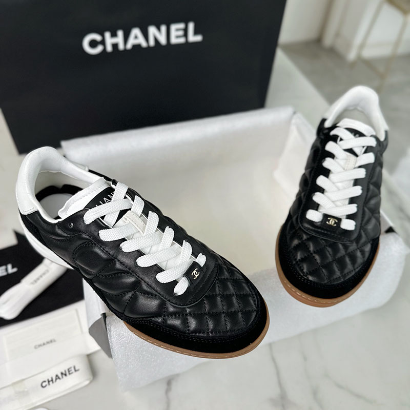 샤넬 24k 퀼팅 스니커즈
