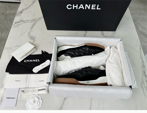 샤넬 24k 퀼팅 스니커즈