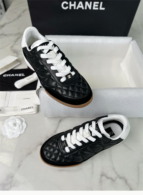 샤넬 24k 퀼팅 스니커즈