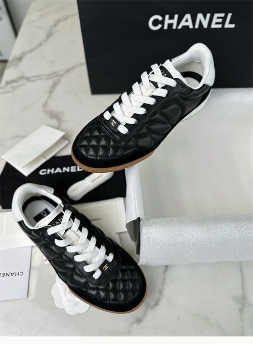 샤넬 24k 퀼팅 스니커즈