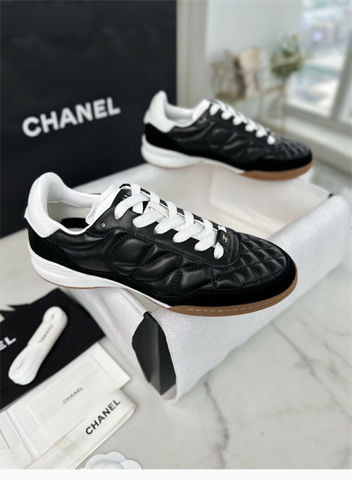 샤넬 24k 퀼팅 스니커즈