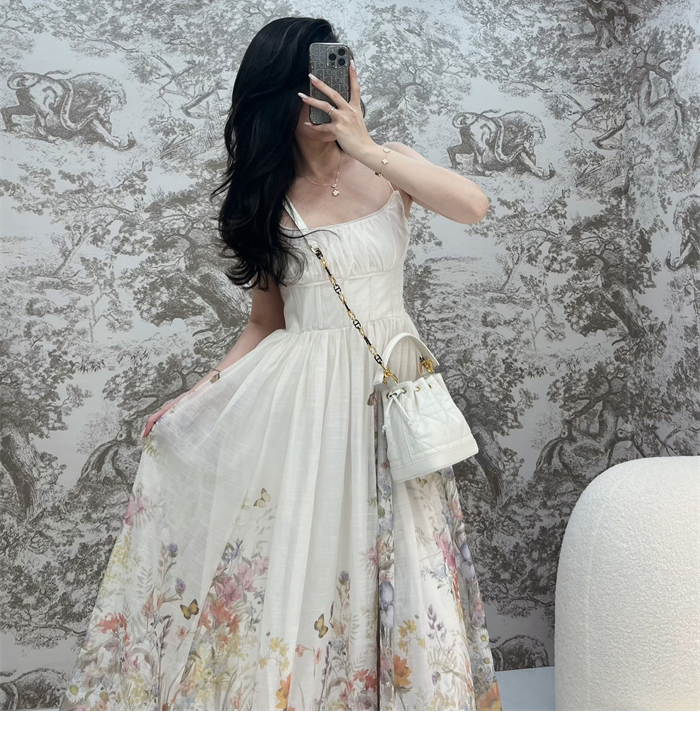 디올 졸리 버킷백 스몰 매크로 까나쥬 라떼