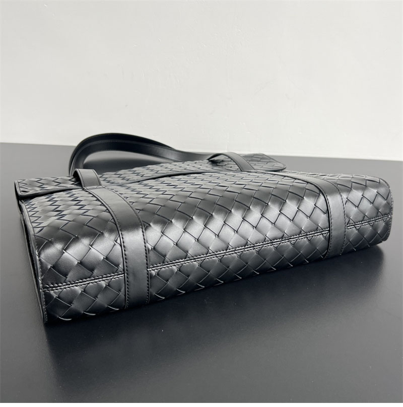 보테가베네타 인트레치아토 포트폴리오 브리프케이스 “ 2 COLOR ”