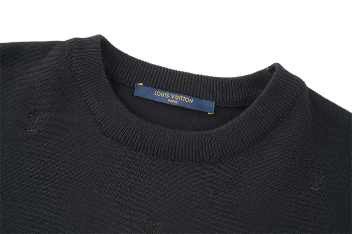 루이비통 스몰 LV 엠브로이더드 크루넥