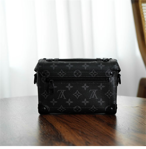 루이비통 이클립스 모노그램 소울 트렁크 백 M11743