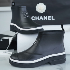 샤넬 CC로고 하프 앵클 러버부츠 레인부츠 장화