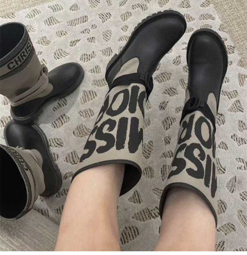 디올 D-Major 앵클 부츠