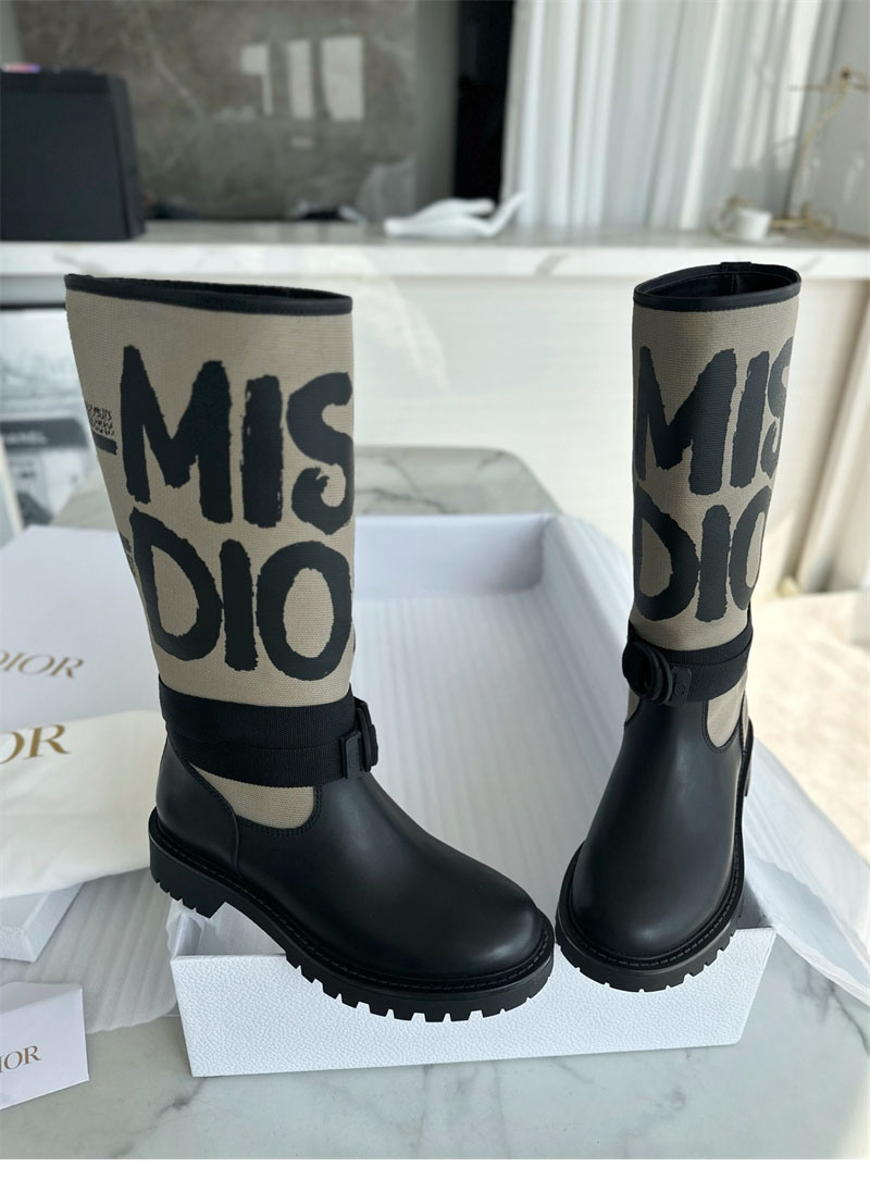 디올 D-Major 앵클 부츠