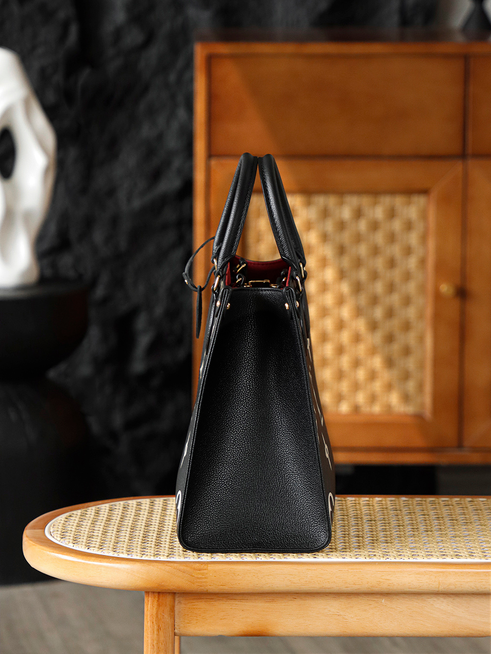 루이비통 온더고 MM 바이컬러 앙프렝뜨