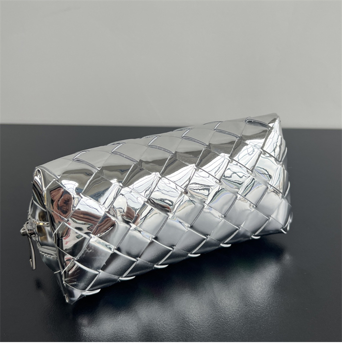 보테가베네타 스몰 인트레치아토 반달 뷰티 파우치 “ 7COLOR ”