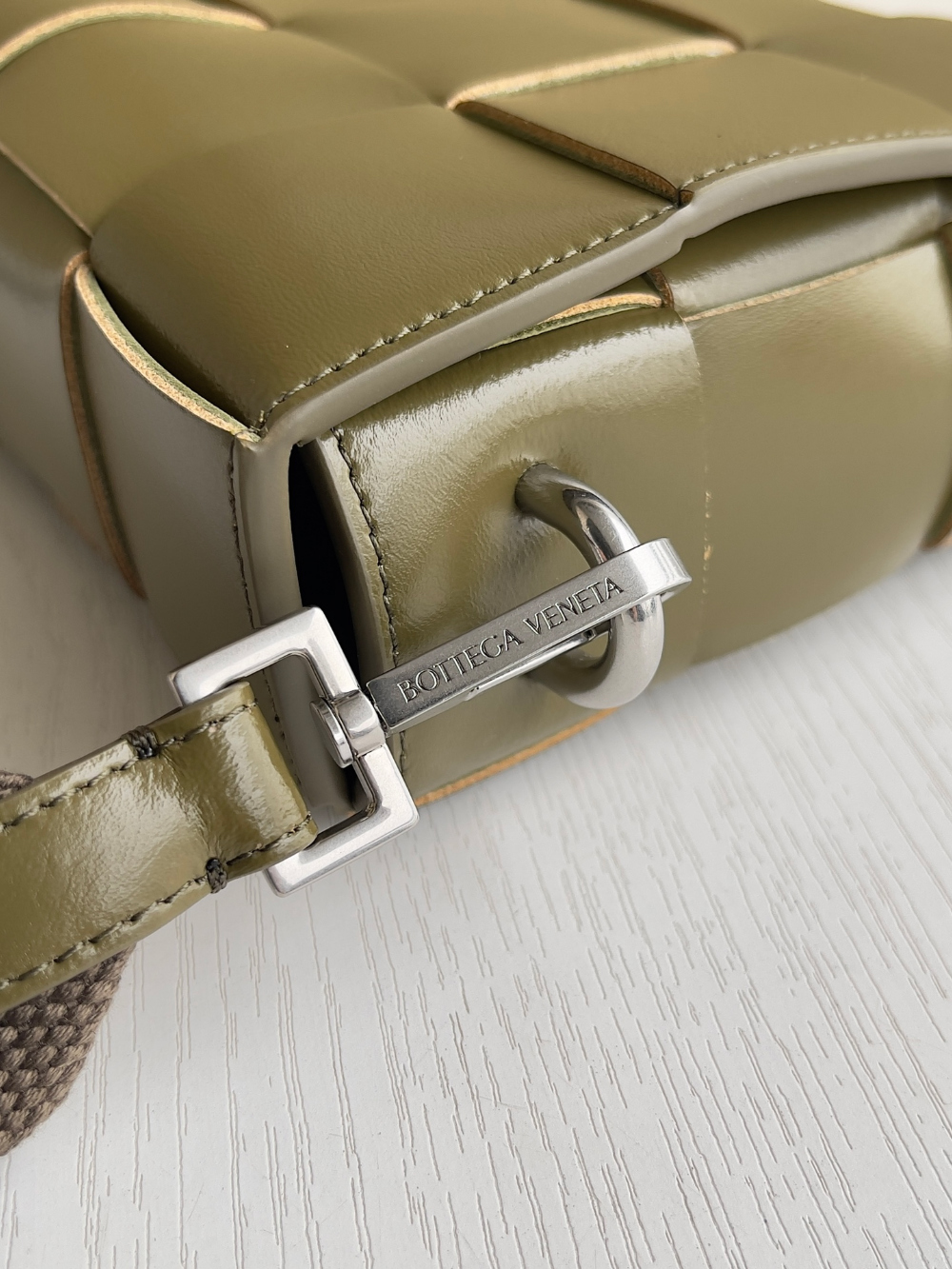 Bottega Veneta Cassette With Versatile Strap