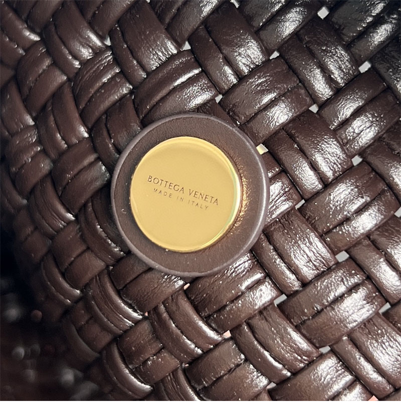 보테가베네타 토스카 클러치 백  “ 2COLOR ”